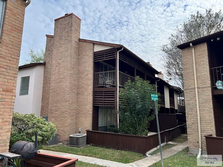 Property Photo: 4601 Carmen Ave. Apt. 1701 TX 78575