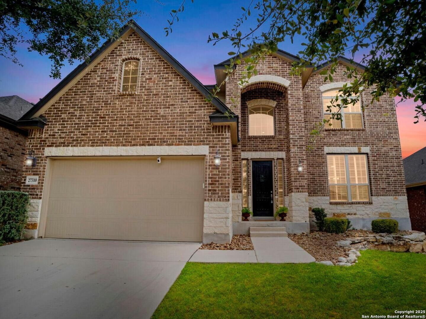 Property Photo: 27310 Camellia Trace TX 78015