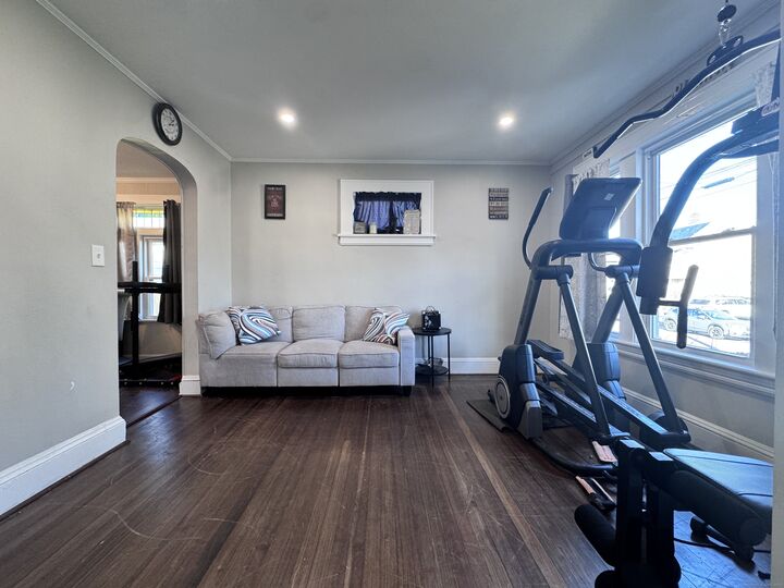 Property Photo:  71 Oakland Street  CT 06615 