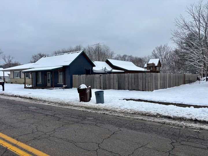 Property Photo: 310 Main Street OH 45612