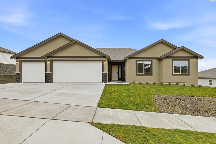 6593 W 29th Ct  Kennewick WA 99338 photo