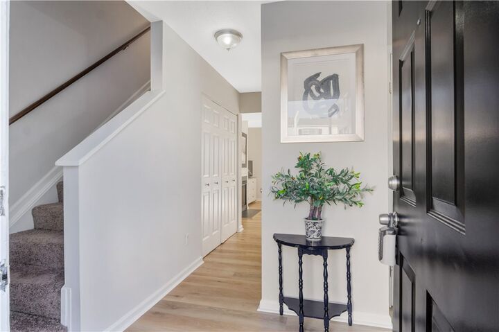 Property Photo:  8 Sparrow Court  VA 23185 