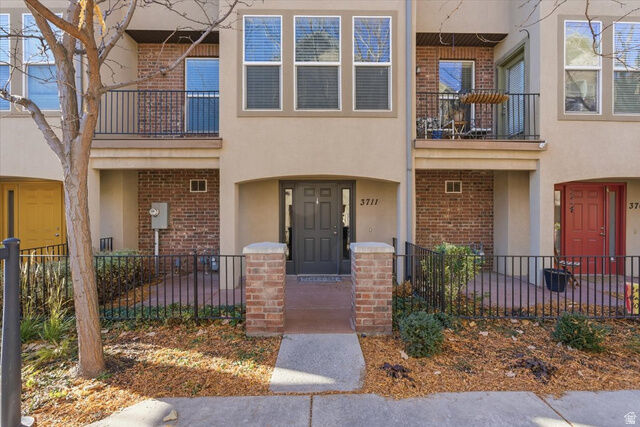 Property Photo:  3711 S Luchars Ln W  UT 84115 