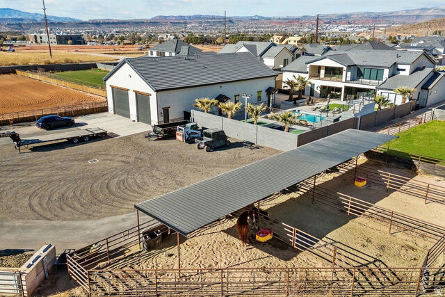 Property Photo: 646 E Pine St UT 84780