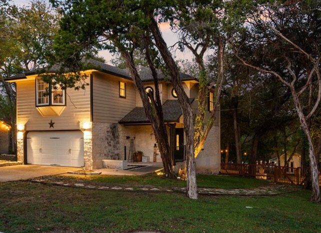 Property Photo:  12709 Eagle Nest Drive  TX 78610 