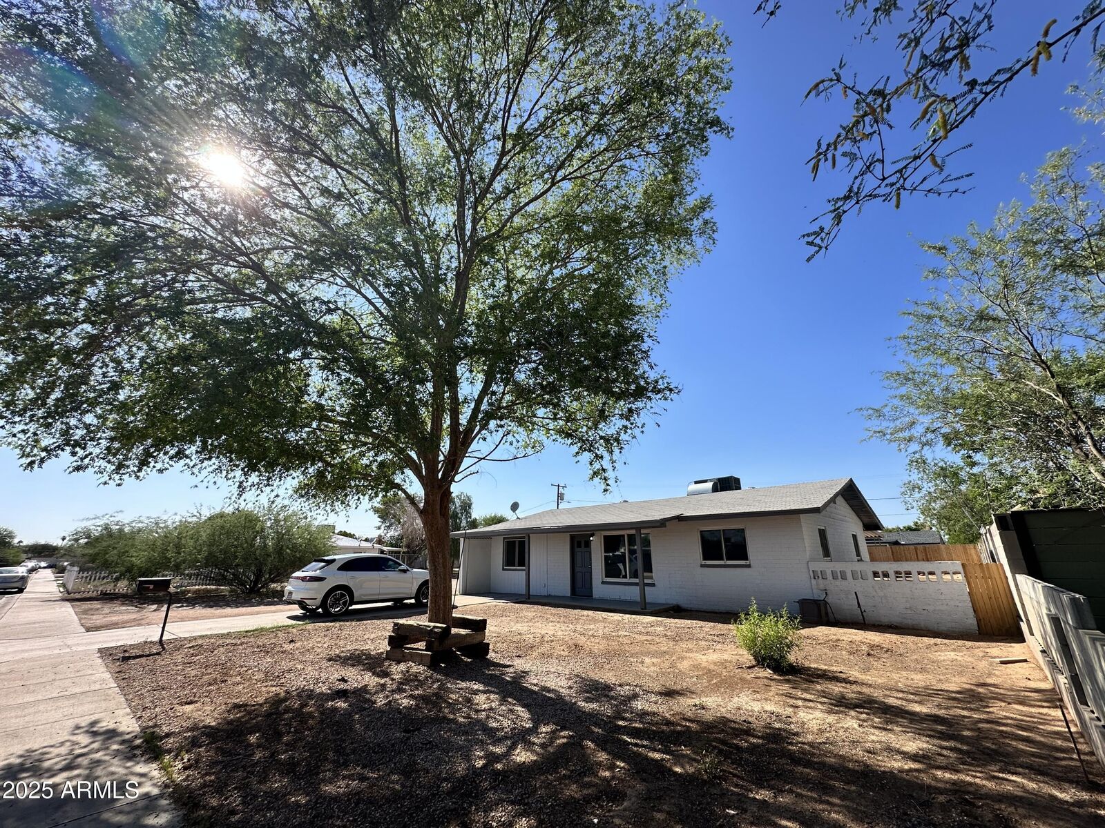 Property Photo:  1214 E Henry Street  AZ 85288 