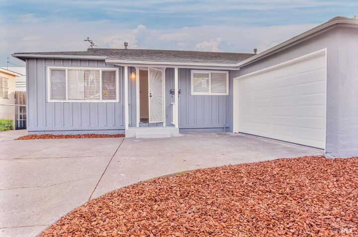 Property Photo: 501 Mark Avenue CA 94589