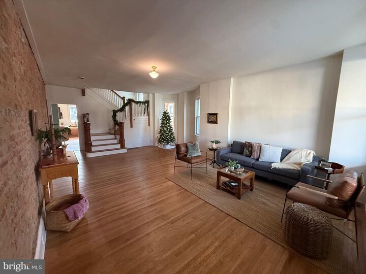 Property Photo: 980 E Orange Street PA 17602