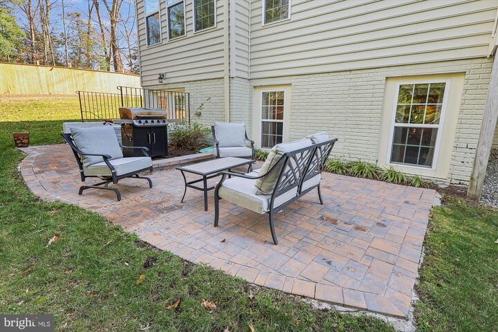 Property Photo:  411 Helmsman Way  MD 21146 