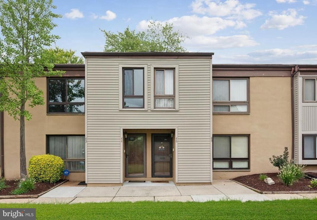 Property Photo: 44 Ashley Court NJ 08053