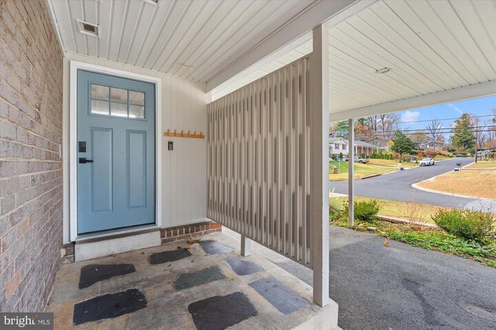 Property Photo:  13501 Collingwood Terrace  MD 20904 