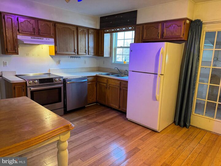 Property Photo:  331 Crestview Dr  WV 25405 