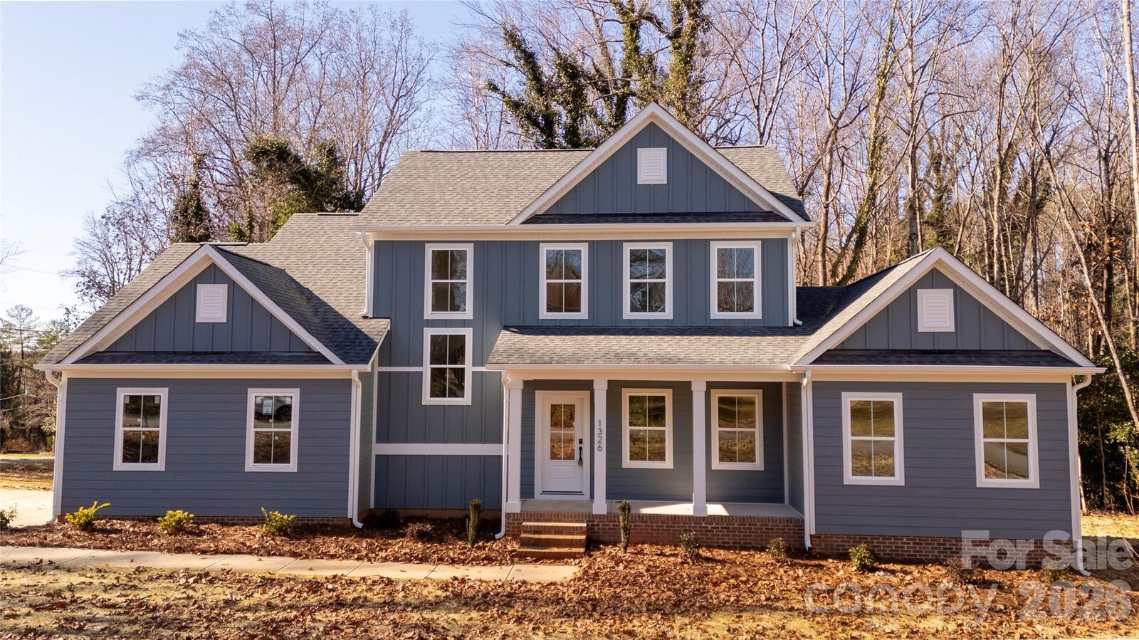 Property Photo: 1326 Brentwood Drive NC 28658