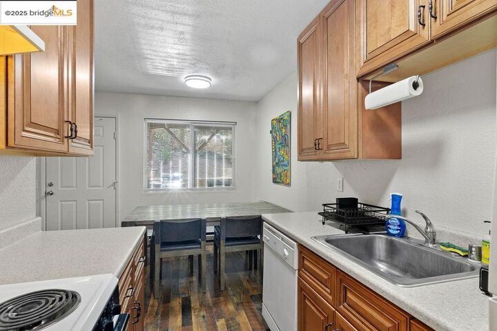 Property Photo: 20633 Cheif Fuller CA 95346