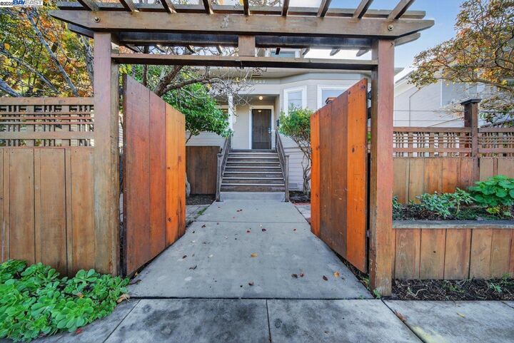Property Photo: 1922 Woolsey St CA 94703