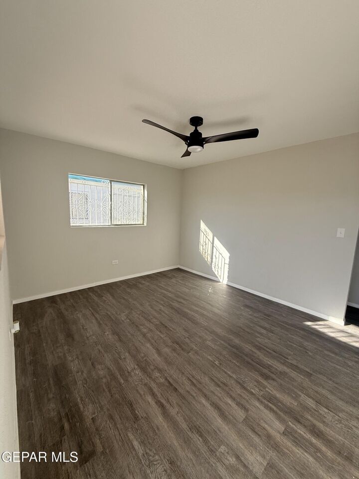 Property Photo:  4405 Durazno Avenue  TX 79905 