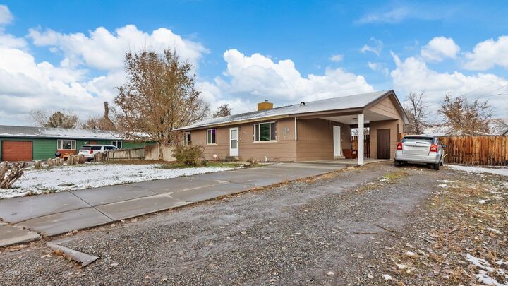 Property Photo:  3317 S Highland Drive  CO 81520 