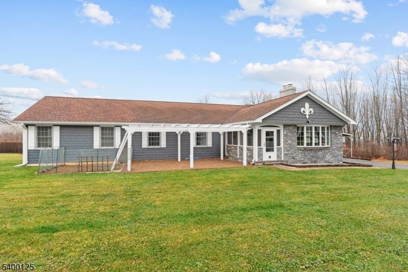 Property Photo:  18 Old Wolfe Rd  NJ 07828 