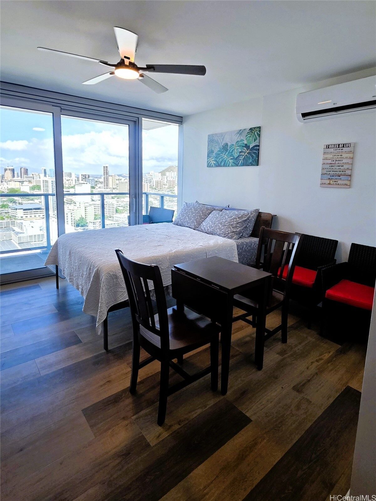 Property Photo: 1500 Rycroft Street 2208R HI 96814