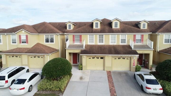 Property Photo:  3007 Langdon Lane N  FL 34741 