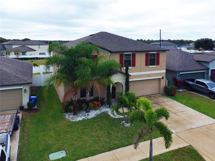 Property Photo:  10162 Carloway Hills Drive  FL 33598 