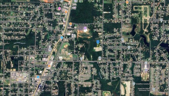 Property Photo: 2864 2nd Avenue NE FL 32539