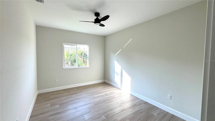 Property Photo: 4884 Kiska Road FL 34288