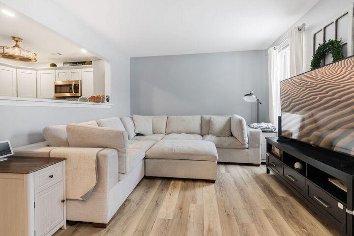 Property Photo: 986 Four Seasons Boulevard IL 60504