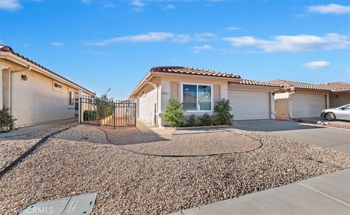 Property Photo: 28261 Via Bandita CA 92585