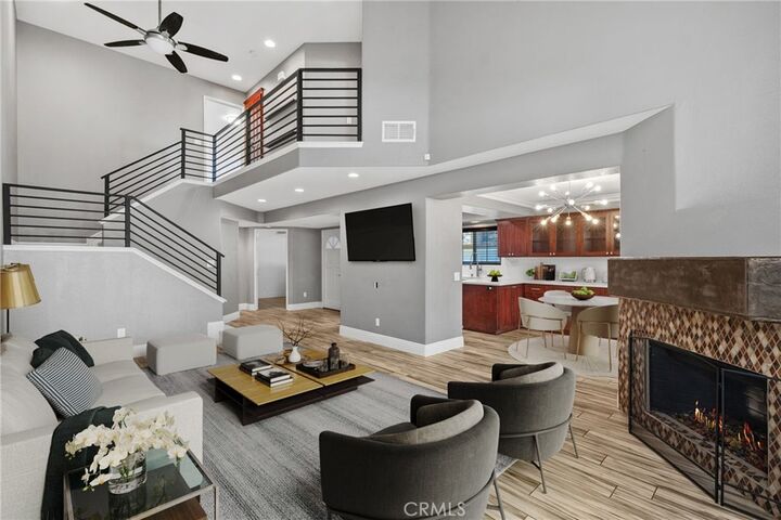 Property Photo:  510 S Hollydale  CA 92808 