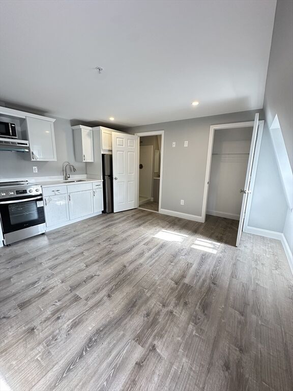 Property Photo:  6 Monroe Street 315  MA 01970 