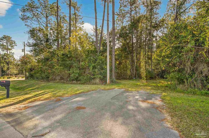 Property Photo:  7900 Mobile Hwy  FL 32526 