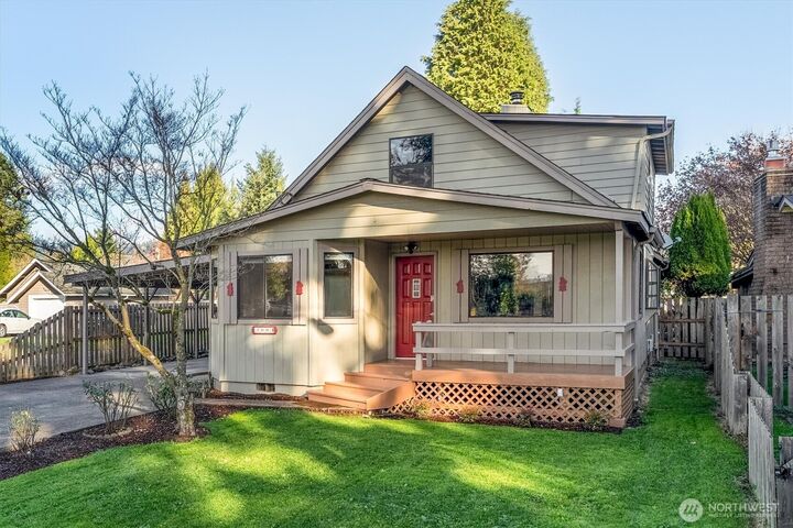 Property Photo:  3004  Oak Street  WA 98632 