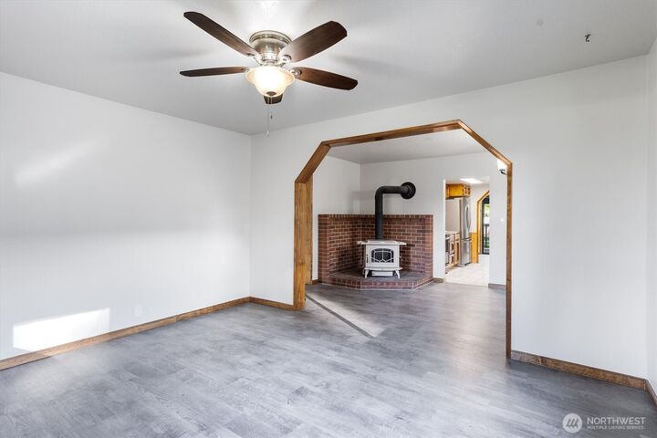 Property Photo:  3004  Oak Street  WA 98632 