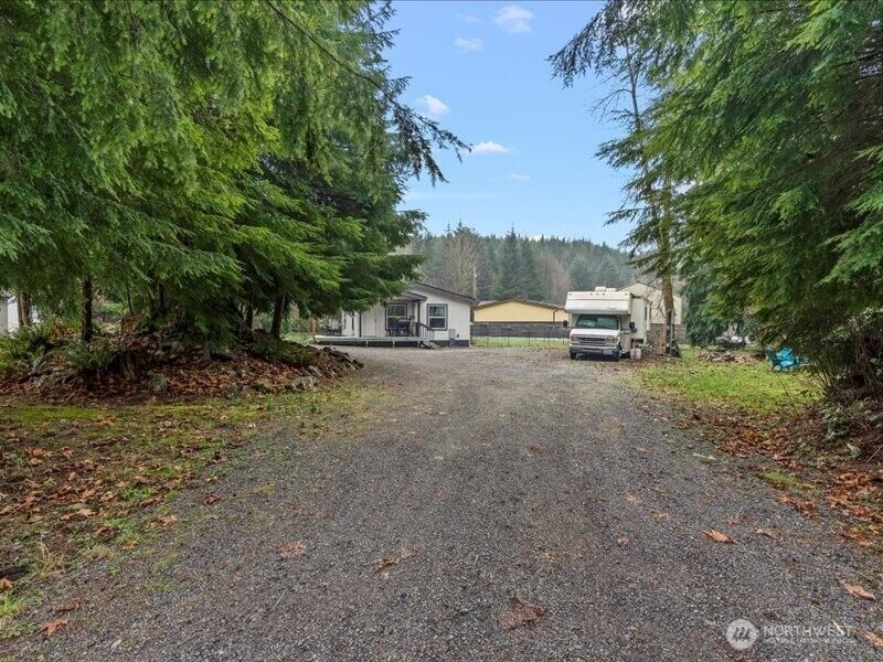 Property Photo: 22114 S S River Drive WA 98252