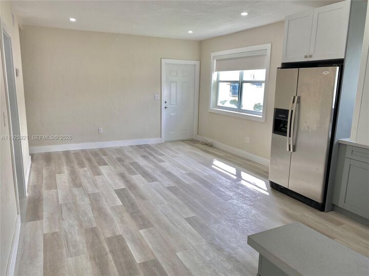 Property Photo:  1147 NE 113th St 1147  FL 33161 