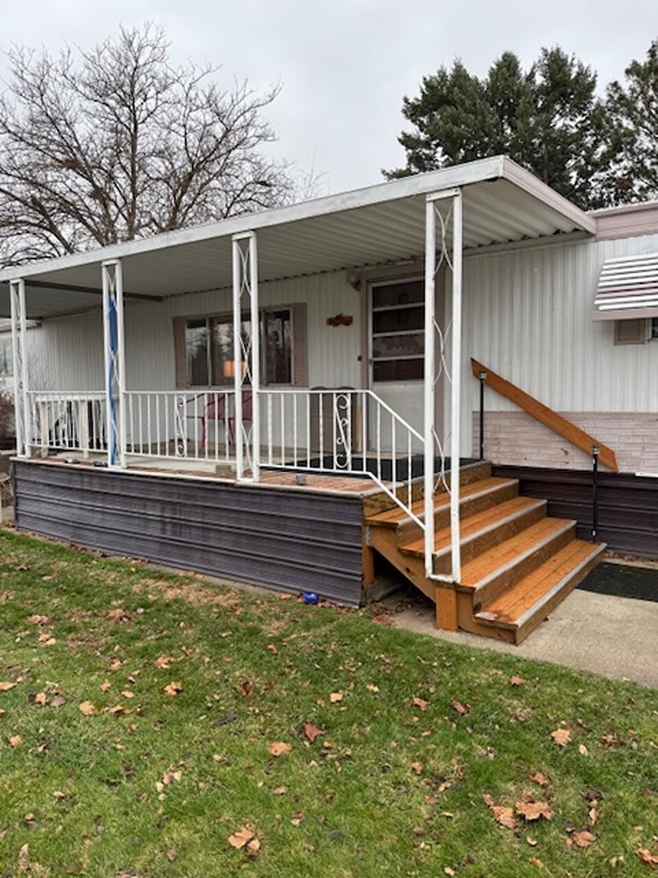 Property Photo:  2601 N Barker Rd #95  WA 99027 