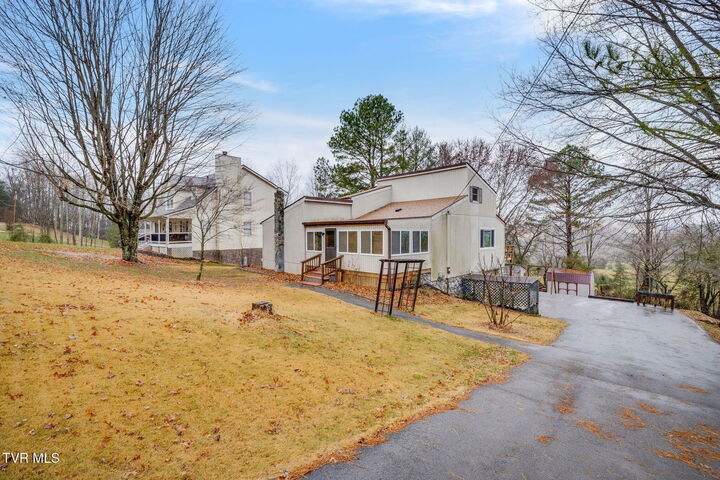 Property Photo: 126 Cottonwood Drive TN 37659