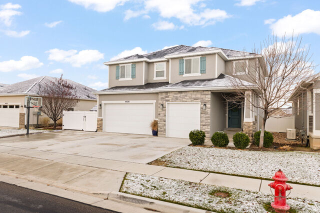 Property Photo: 4028 E Gazelle Run UT 84005
