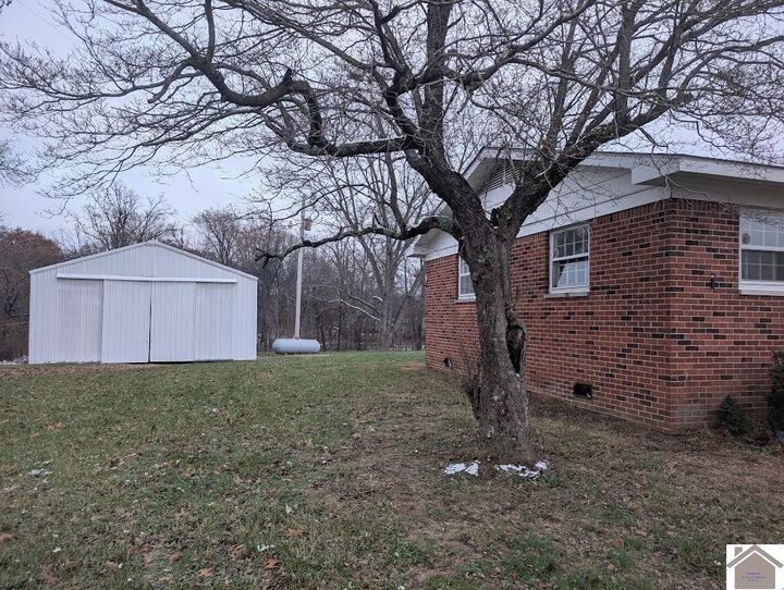 Property Photo:  1810 Gholson Rd  KY 42086 