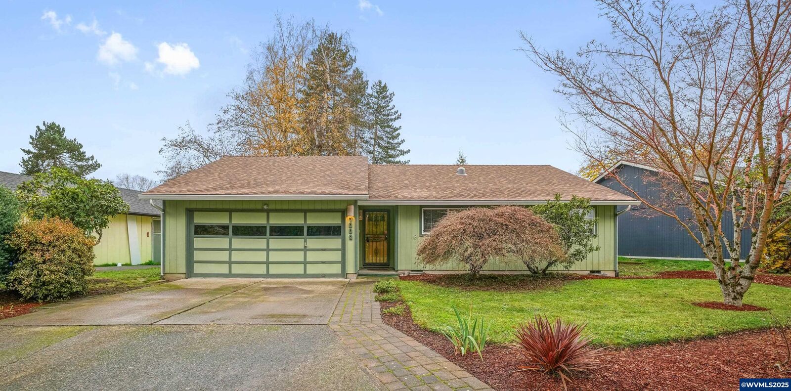 Property Photo: 7009 Nottingham Dr NE OR 97303