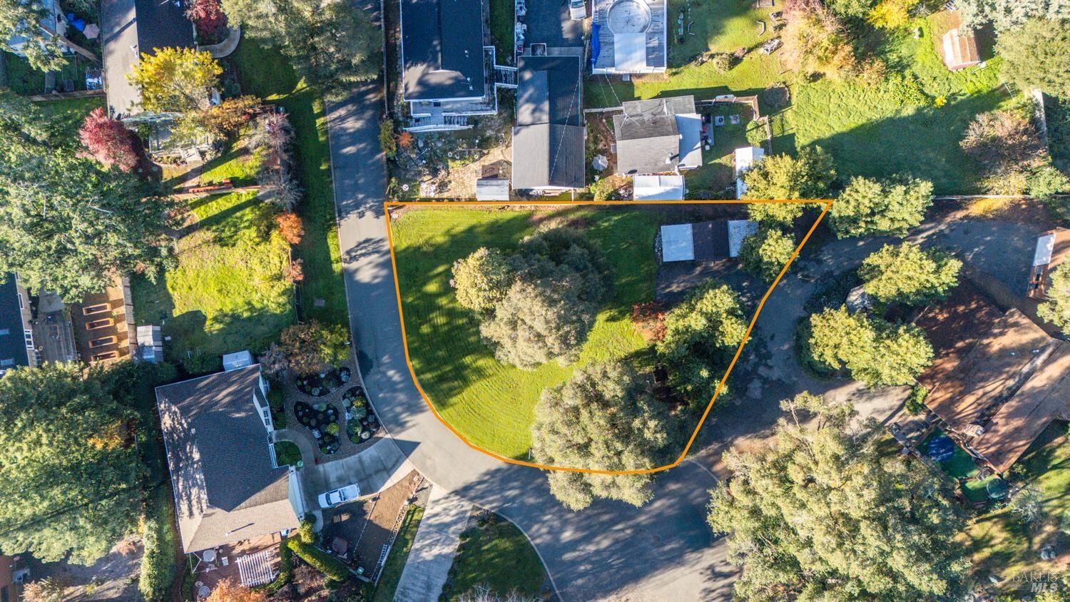 Property Photo:  1720 Hickory Court  CA 95482 