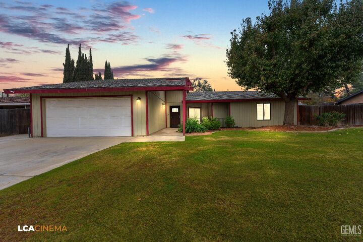 3313 Scottsbluff Street  Bakersfield CA 93312 photo