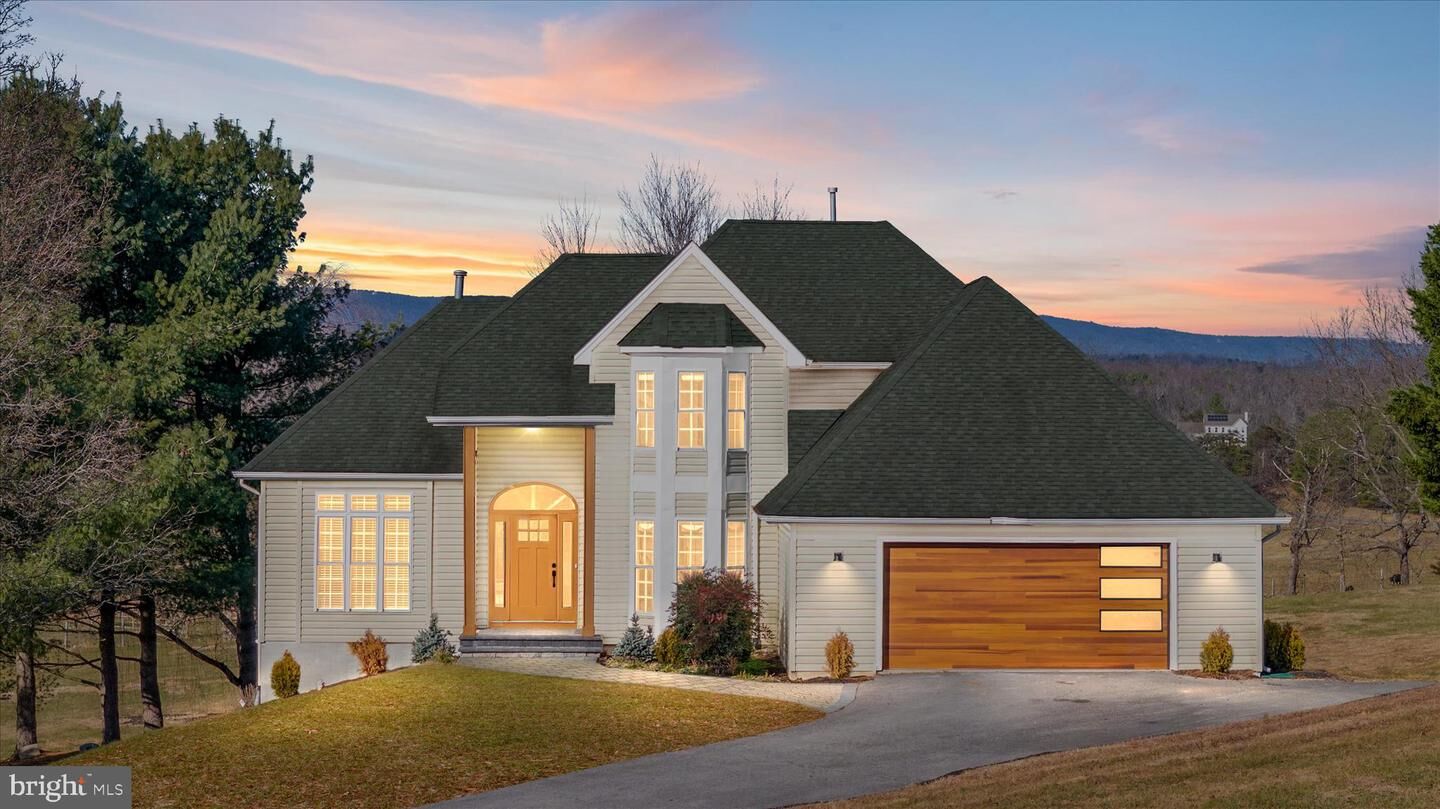 Property Photo: 199 Meeting House Drive VA 22602