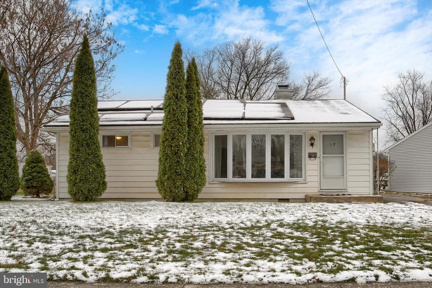 Property Photo:  17 Courtland Road  PA 17011 