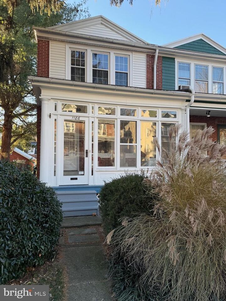 1186 Elm Avenue  Lancaster PA 17603 photo