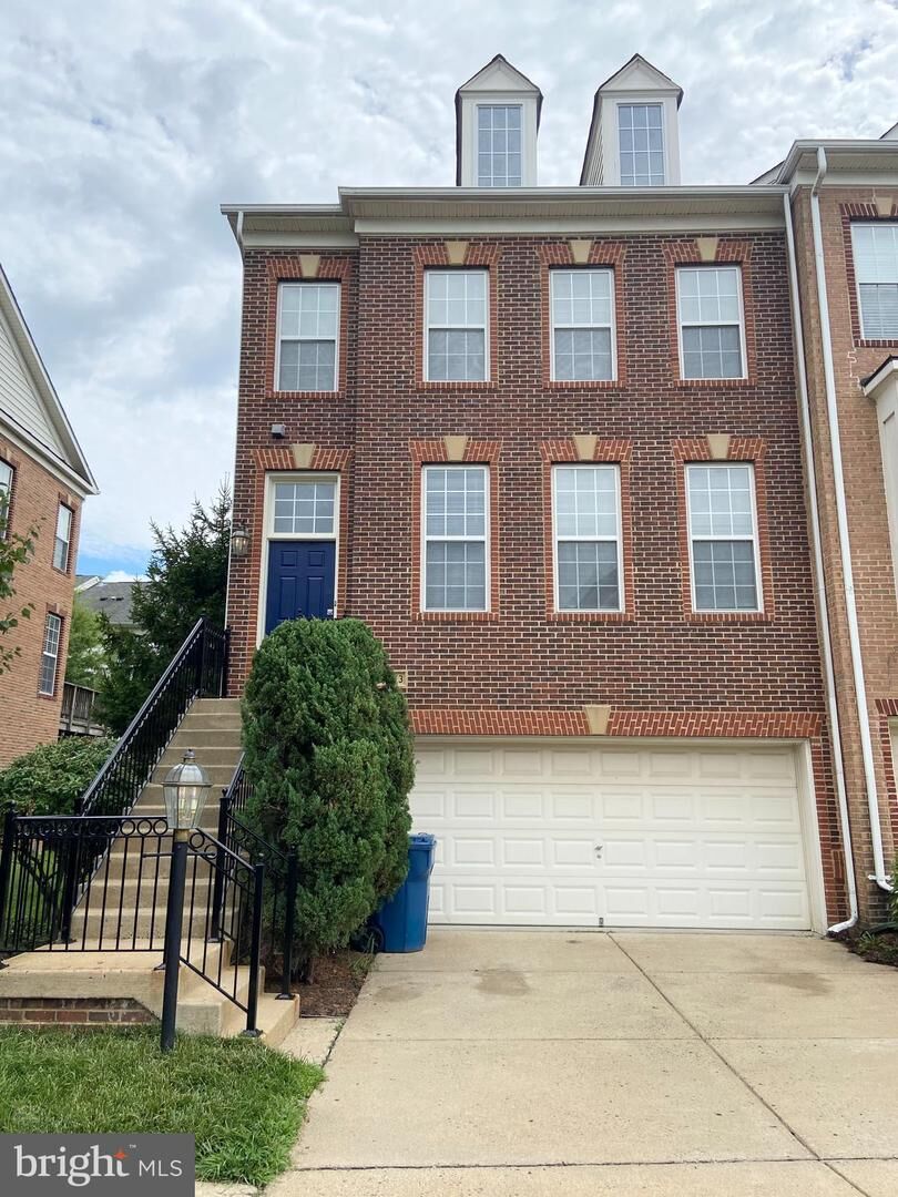 Property Photo:  5633 Sheals Lane  VA 20120 