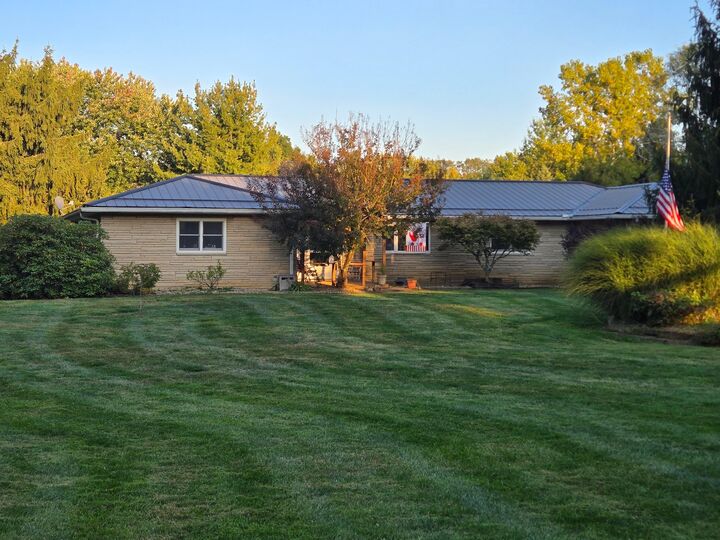 Property Photo: 99 Sharon SW Road OH 43062