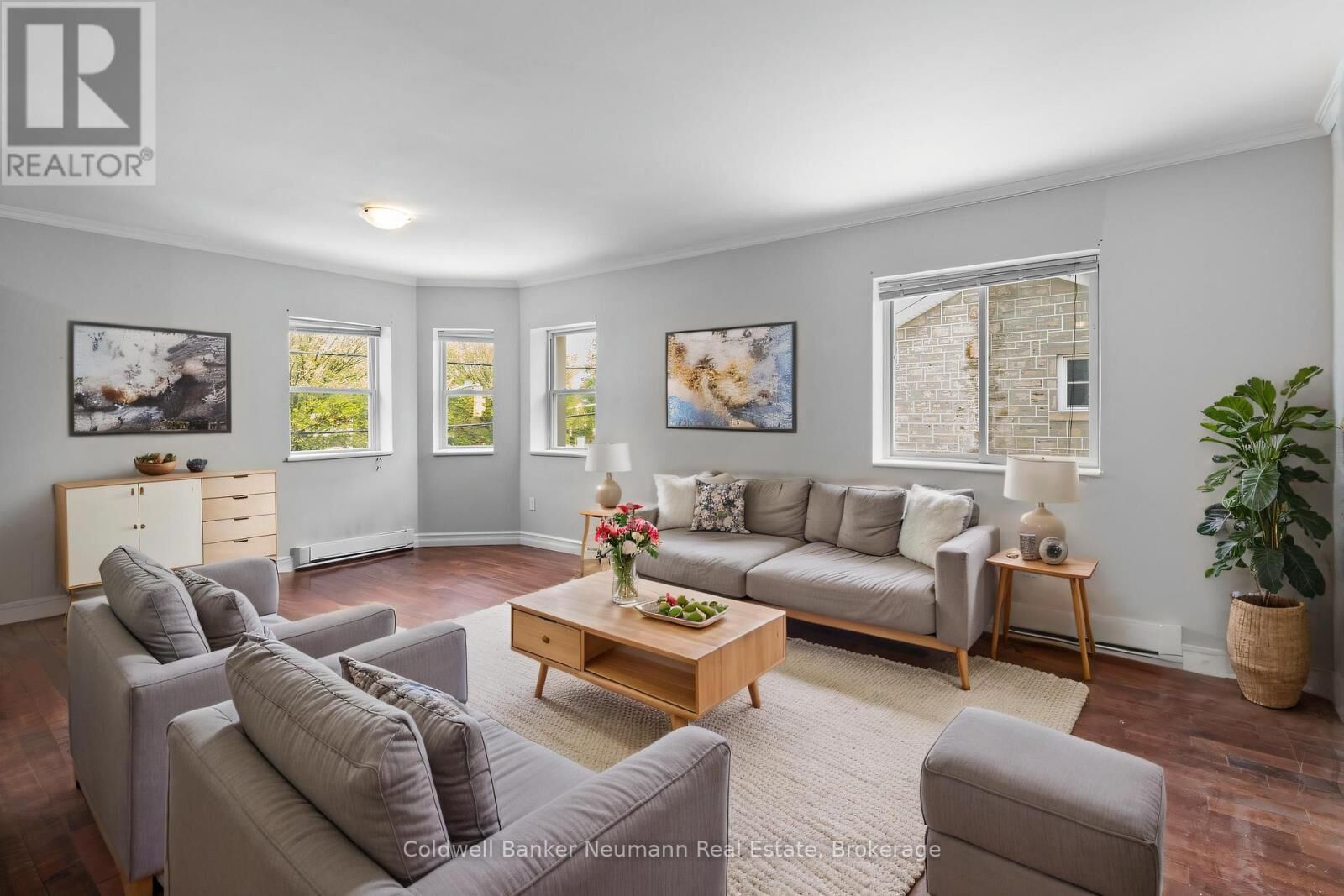 Property Photo: 246 Woolwich Street D ON N1H 3V9