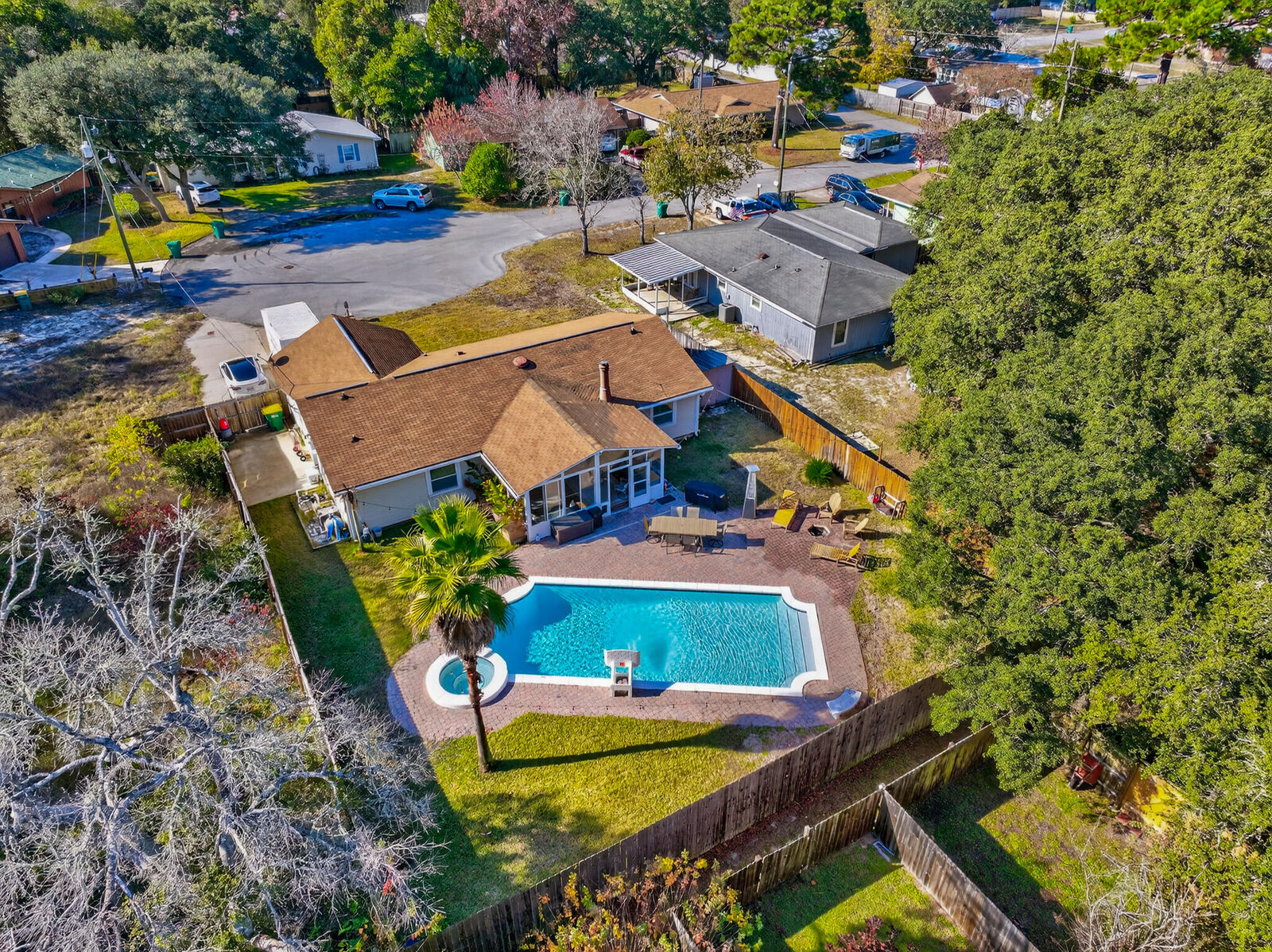 Property Photo:  353 Lisette Court  FL 32547 